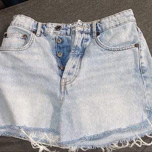 Super cute Zara Jean shorts